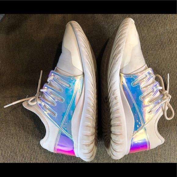 Ultra Rare Adidas Tubular Holographic Iridescent 7 - Picture 2 of 10